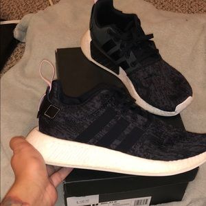 Adidas NMD R2 W